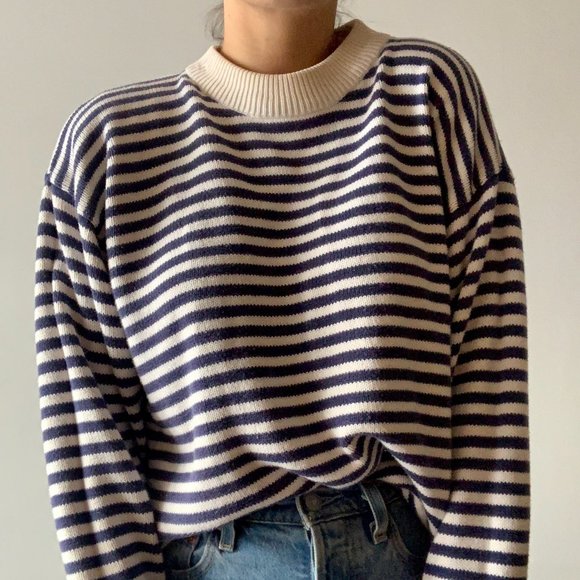 Vintage Sweaters - VINTAGE STRIPED SWEATER